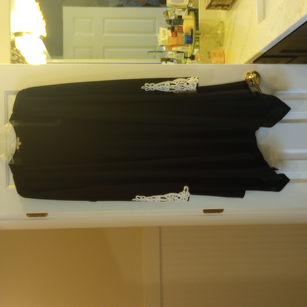 Lightweight Accessory Jacket - Picture 6 of 9